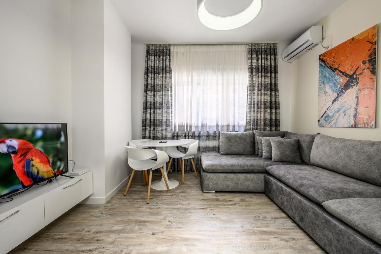 Miku Apartment-City Walk 1Bd Stylish Apartment Tiranë Luaran gambar
