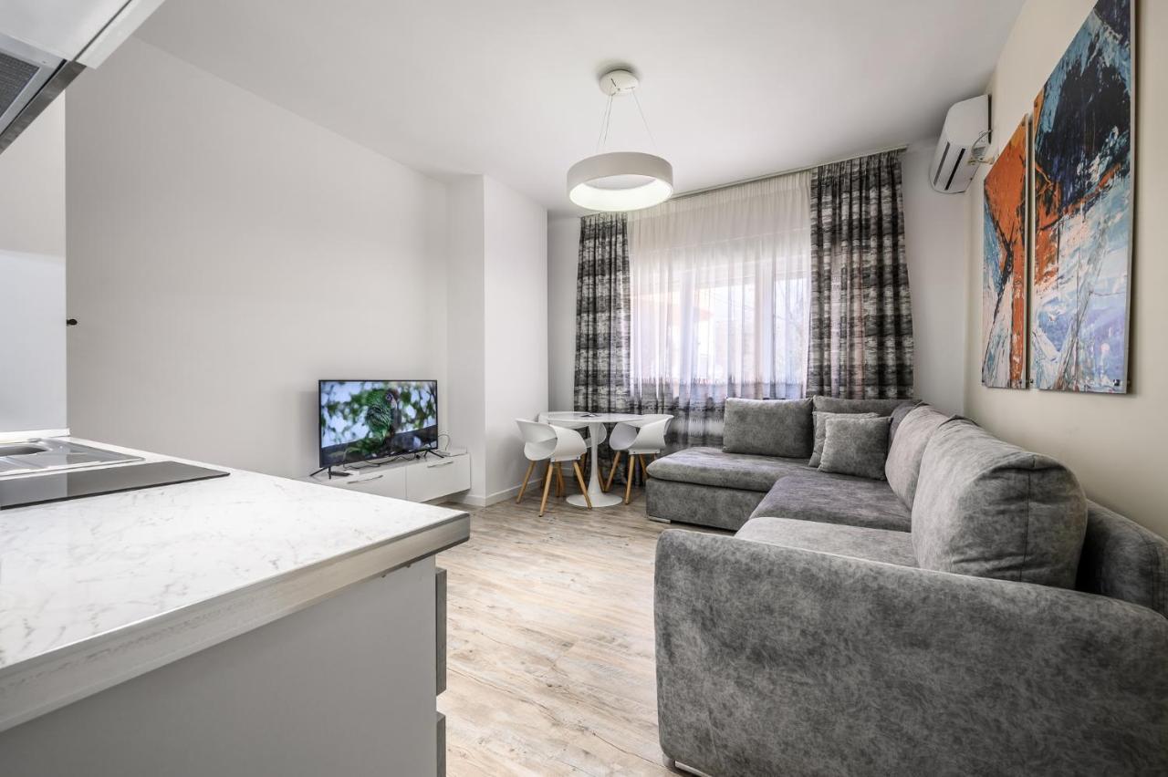 Miku Apartment-City Walk 1Bd Stylish Apartment Tiranë Luaran gambar