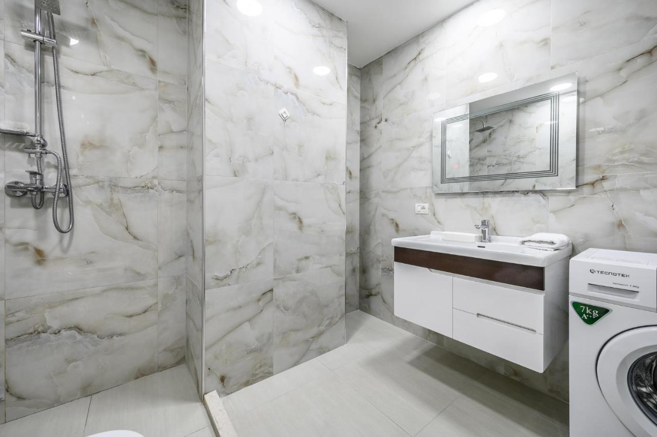 Miku Apartment-City Walk 1Bd Stylish Apartment Tiranë Luaran gambar